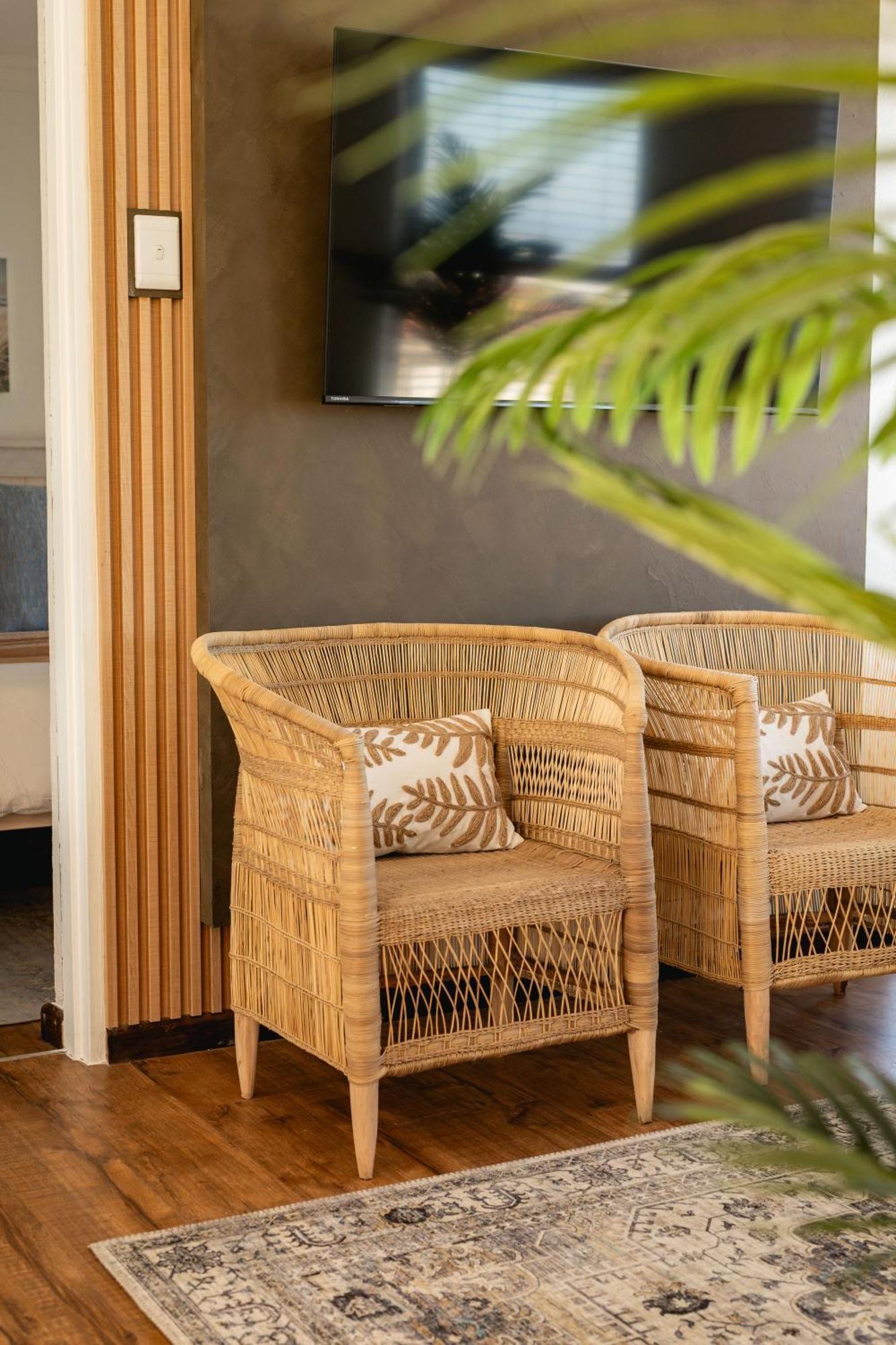 Apartment Coastal Living